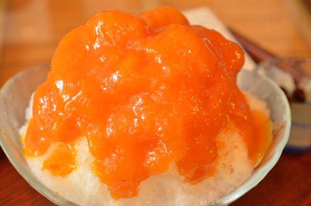 あんず氷で暑気払い 京都の小さなあんみつ屋